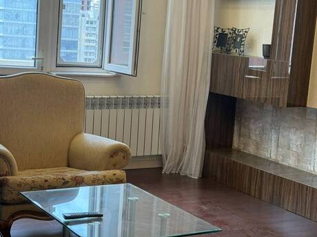 Аренда: 4-комнатная квартира, 145 м², Şah İsmayıl Xətai: 1 500 ₼/мес 4