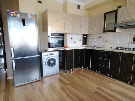 3-room apartment, 98 m², Şah İsmayıl Xətai: 302 000 ₼ 5