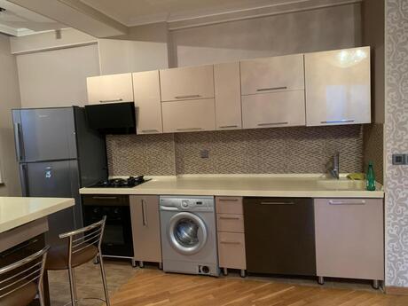 Сдаётся 2-комнатная квартира в новостройке, Nizami, 90 м², 837 AZN/мес, фото 3 / 12