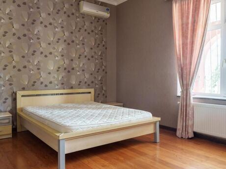 5-комнатный дом, 328 м², Görədil: 600 000 ₼ 5