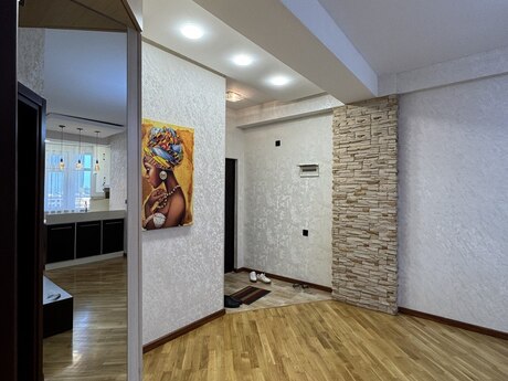 2-комнатная квартира, 64 м², Azadlıq Prospekti: 222 000 ₼ 5