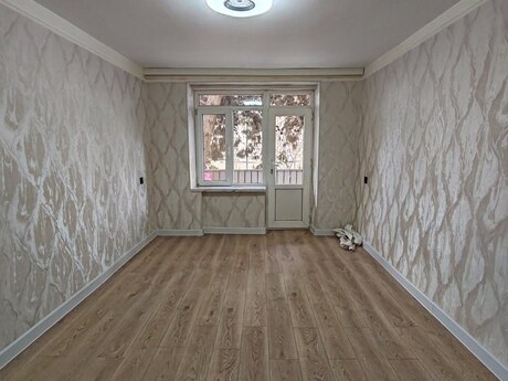 Elan №6506835 - Bakı, İnşaatçılar m., 2 otaqlı, 40 m², 2/5 mərtəbə