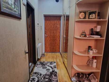 2-room apartment, 60 m², 8 Noyabr: 270 000 ₼ 3