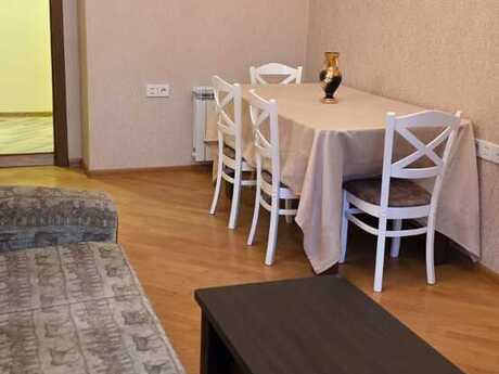 Kirayə 2 otaqlı mənzil, 80 m², İçəri Şəhər: 1 400 ₼/ay 4