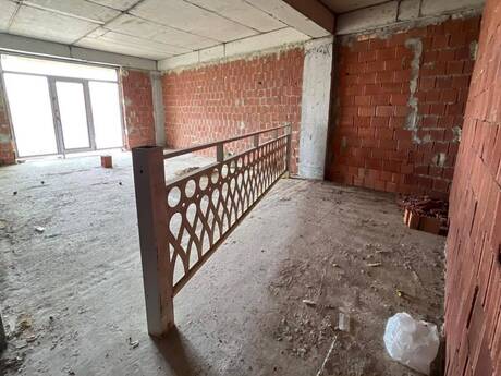 4-комнатная квартира, 174 м², Triumph Palace: 460 000 ₼ 3