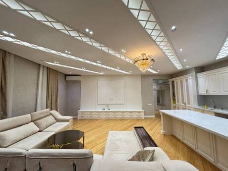 3-room apartment for rent, 160 m², Elmlər Akademiyası: 2 000 ₼/mo 2