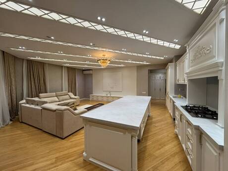 3-room apartment for rent, 160 m², Elmlər Akademiyası: 2 000 ₼/mo 3
