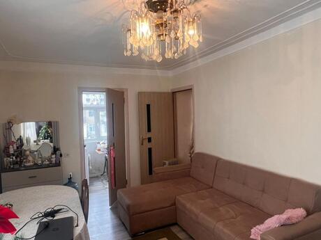 2-комнатная квартира, 40 м², Elmlər Akademiyası: 130 000 ₼ 2