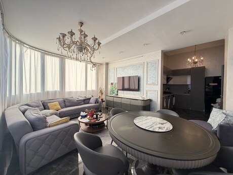 4 otaqlı mənzil, 140 m², Nizami: 380 000 ₼ 4