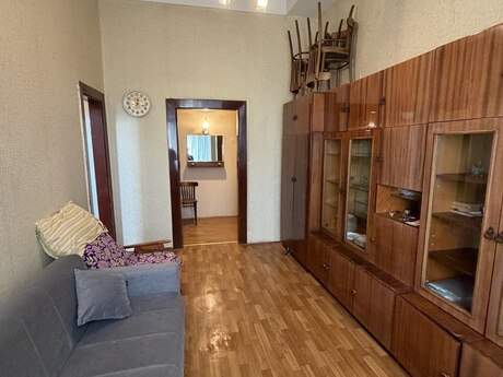 Nəriman Nərimanovda 1 otaqlı köhnə tikili mənzil satılır, 40 m², 125 000 AZN, şəkil 4 / 11