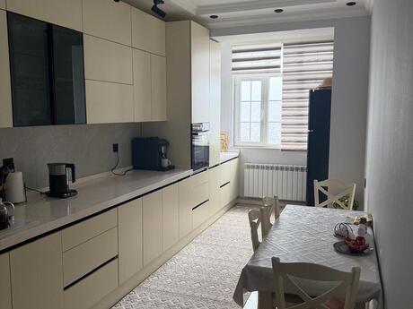 Kirayə 4 otaqlı mənzil, 145 m², Yasamal: 350 ₼/ay 4