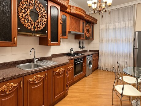 3-room apartment for rent, 120 m², Nəsimi: 850 ₼/mo 4