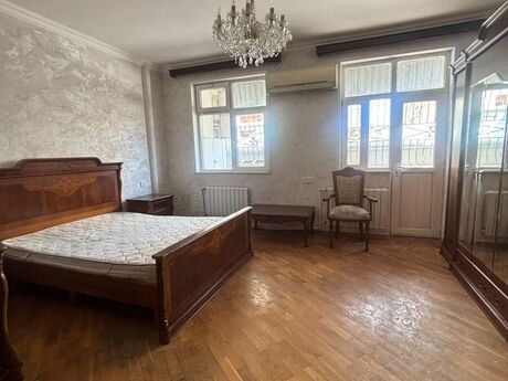 3-room old-build apartment for sale in Nəsimi, 120 m², 250 000 AZN, photo 3 / 9