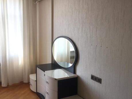 2-room apartment for rent, 95 m², Həzi Aslanov: 700 ₼/mo 4