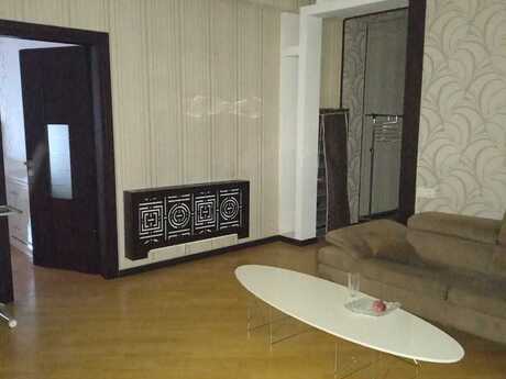 2 otaq · 70 m² · 10/20 mərtəbə, Şah İsmayıl Xətai