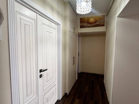 3 otaqlı mənzil, 90 m², 8-ci mikrorayon: 220 000 ₼ 5