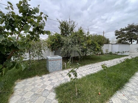 8 otaqlı həyət evi, 350 m², Avtovağzal: 550 000 ₼ 5