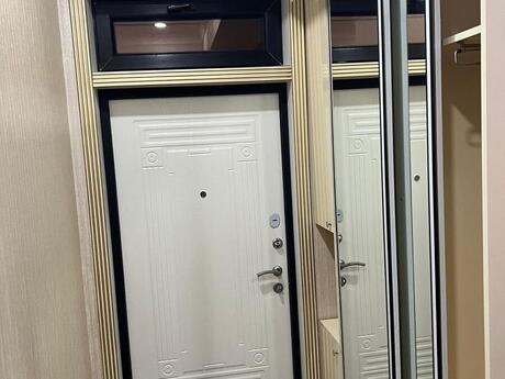 3-room apartment for rent, 90 m², 8 Noyabr: 1 050 ₼/mo 5