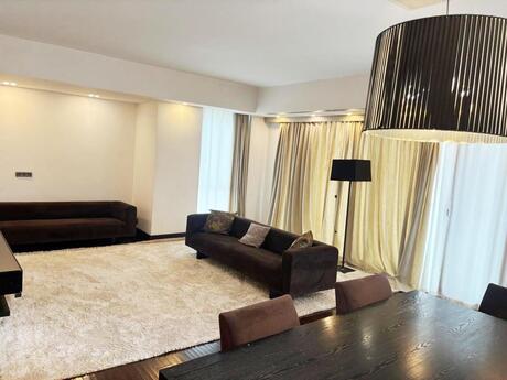 Аренда: 4-комнатная квартира, 208 м², Nizami: 3 400 ₼/мес 2