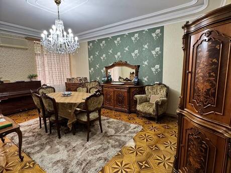 3-комнатная квартира, 135 м², Sahil: 540 000 ₼ 3