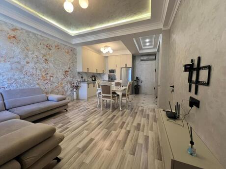 3-room new-build apartment for sale in Ağ şəhər, 84 m², 400 000 AZN, photo 3 / 11