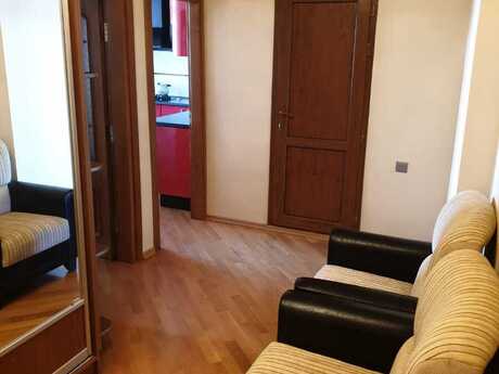 2-room apartment, 70 m², Gənclik: 210 000 ₼ 2