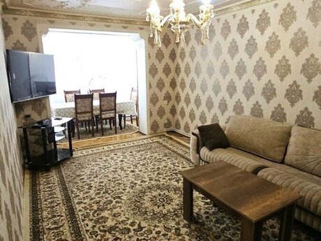 Elan №6507512 - Bakı, Neftçilər m., 3 otaqlı, 72 m², 4/5 mərtəbə