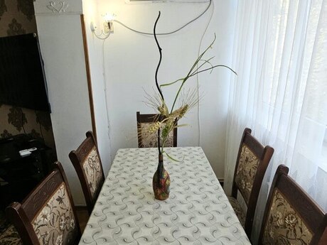 3-room apartment for rent, 72 m², Neftçilər: 695 ₼/mo 3