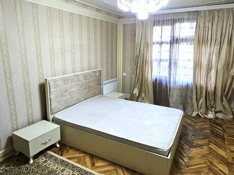 3-room apartment for rent, 72 m², Neftçilər: 695 ₼/mo 4