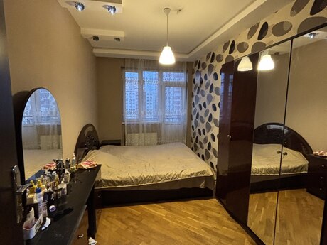 Аренда: 3-комнатная квартира, 61 м², İnşaatçılar: 165 ₼/мес 3