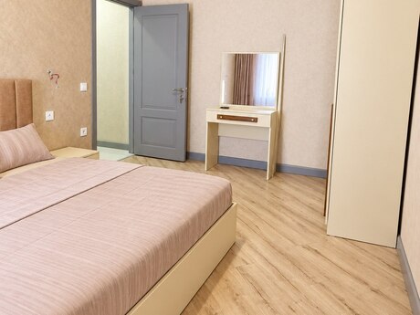 Объявление №6507596 - Баку, м. Дернегюль, 2-комн., 95 м², 4/16 этаж