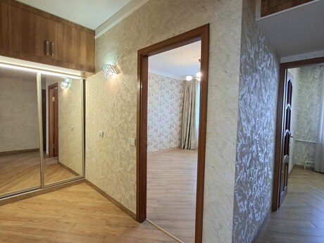 2-room apartment, 65 m², 8-ci mikrorayon: 185 000 ₼ 5