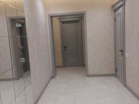 İnşaatçılarda 3 otaqlı yeni tikili mənzil satılır, 90 m², 280 000 AZN, şəkil 3 / 12