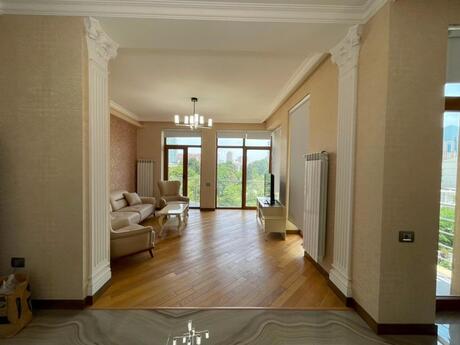 Elan №6507649 - Bakı, 28 May m., 2 otaqlı, 90 m², 4/18 mərtəbə