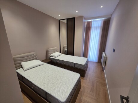 3-room apartment for rent, 95 m², Nardaran: 1 600 ₼/mo 3
