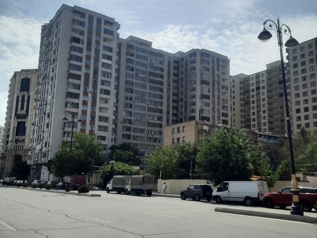 Elan №6396459 - Bakı, Nəriman Nərimanov m., 4 otaqlı, 157 m², 17/17 mərtəbə