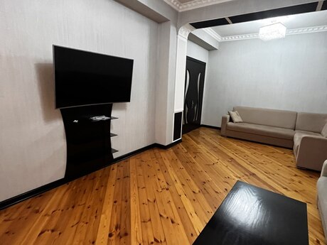 Объявление №6507685 - Баку, Наримановский  р., 4-комн., 150 м², 8/19 этаж