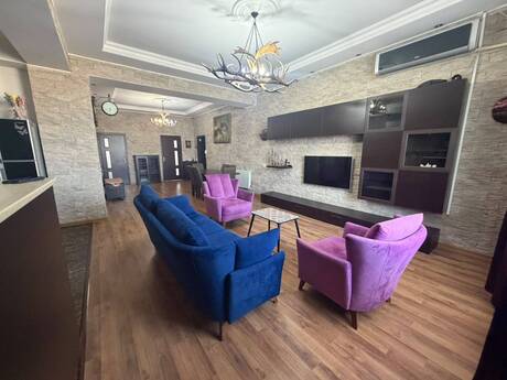 3-room apartment for rent, 90 m², Neftçilər: 800 ₼/mo 2