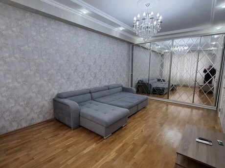 3-room apartment, 82 m², Azadlıq Prospekti: 242 500 ₼ 3