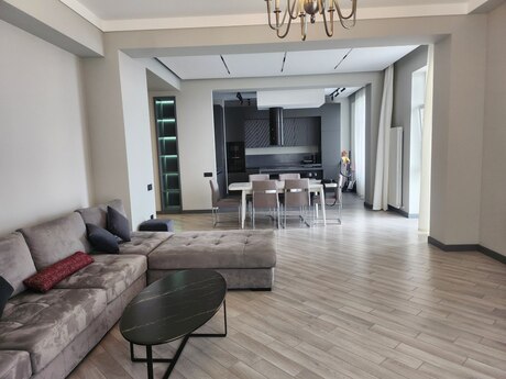 Kirayə 3 otaqlı mənzil, 160 m², Ağ şəhər: 3 000 ₼/ay 2