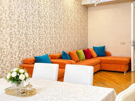 Elan №6507810 - Bakı, Elmlər Akademiyası m., 2 otaqlı, 112 m², 12/18 mərtəbə