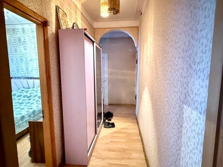 İnşaatçılarda 2 otaqlı köhnə tikili mənzil satılır, 65 m², 157 000 AZN, şəkil 5 / 9