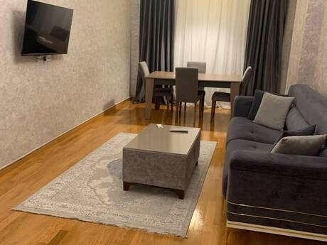 3 otaq · 140 m² · 4/18 mərtəbə, Nəriman Nərimanov