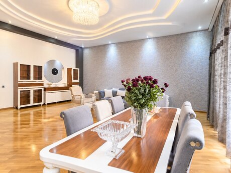 3 otaqlı mənzil, 165 m², 8 Noyabr: 420 000 ₼ 2