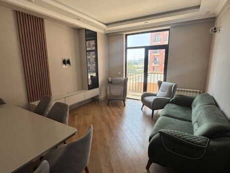 2-room apartment for rent, 90 m², West Town: 999 ₼/mo 3