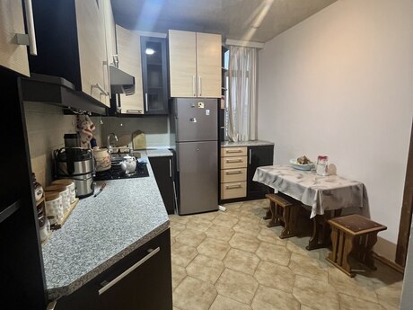 2-room apartment for rent, 50 m², Həzi Aslanov: 300 ₼/mo 4