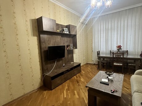 2-room apartment for rent, 50 m², Həzi Aslanov: 300 ₼/mo 2