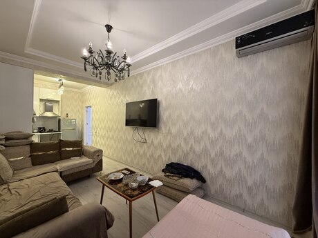 Elan №6508054 - Bakı, Yeni Yasamal q., 2 otaqlı, 71 m², 13/16 mərtəbə