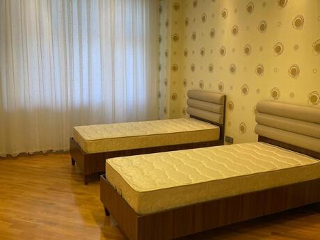 Şah İsmayıl Xətaidə 3 otaqlı yeni tikili mənzil kirayə verilir, 154 m², 1 500 AZN/ay, şəkil 3 / 12