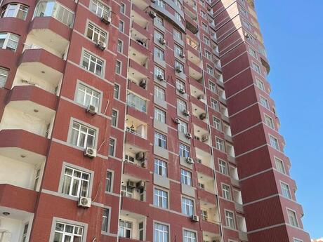 3 otaq · 154 m² · 10/18 mərtəbə, Şah İsmayıl Xətai